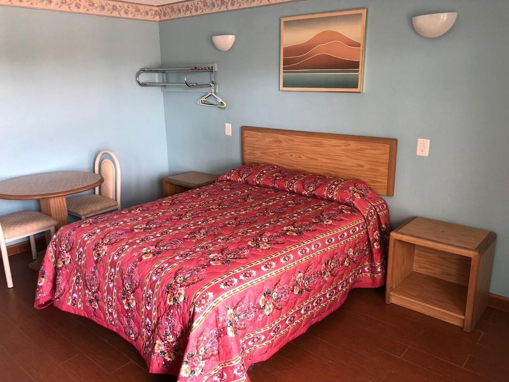 Chester Inn Motel 6/36