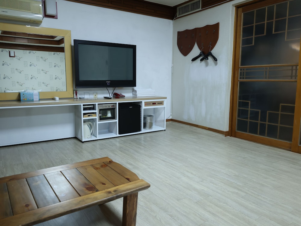 Andong Park Hotel 41/55