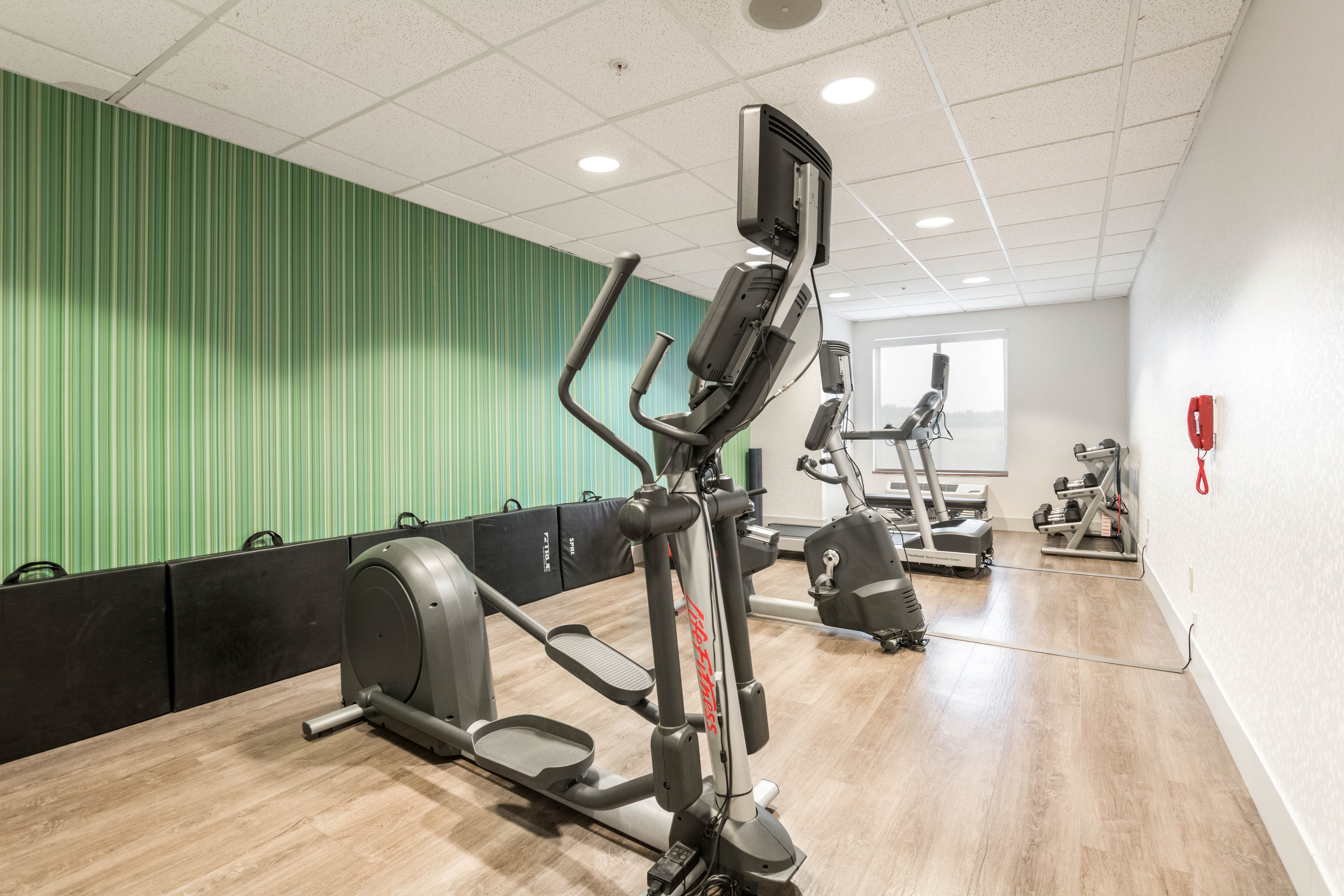 Holiday Inn Express Hotel Suites Jasper 30/49