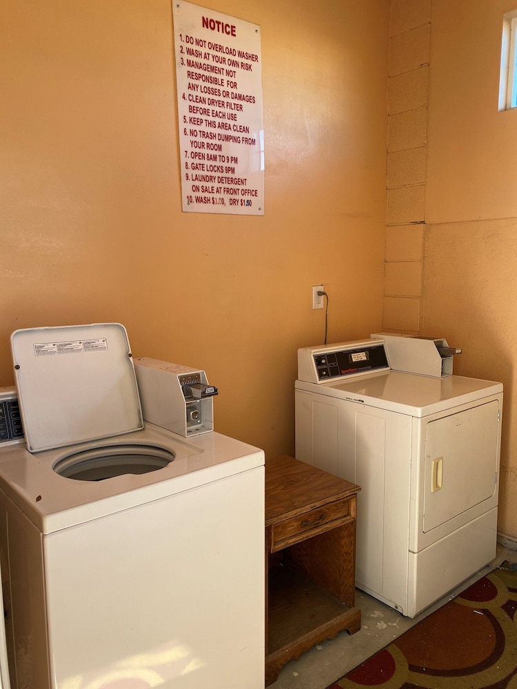 Regency Motel of Brea 10/25