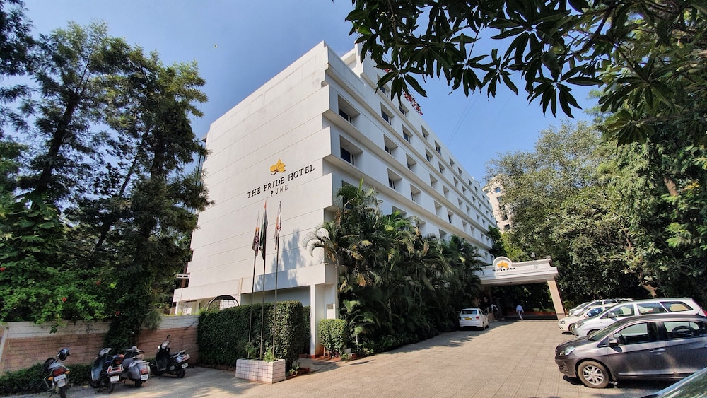 Pride Premier Pune 44/50
