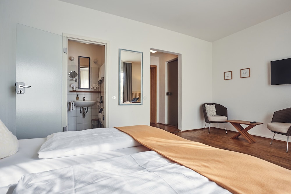 PREMIUM, DOUBLE BED, GARDEN AREA