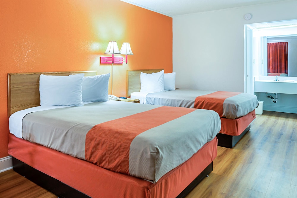 Motel6 Perry, GA 25/39