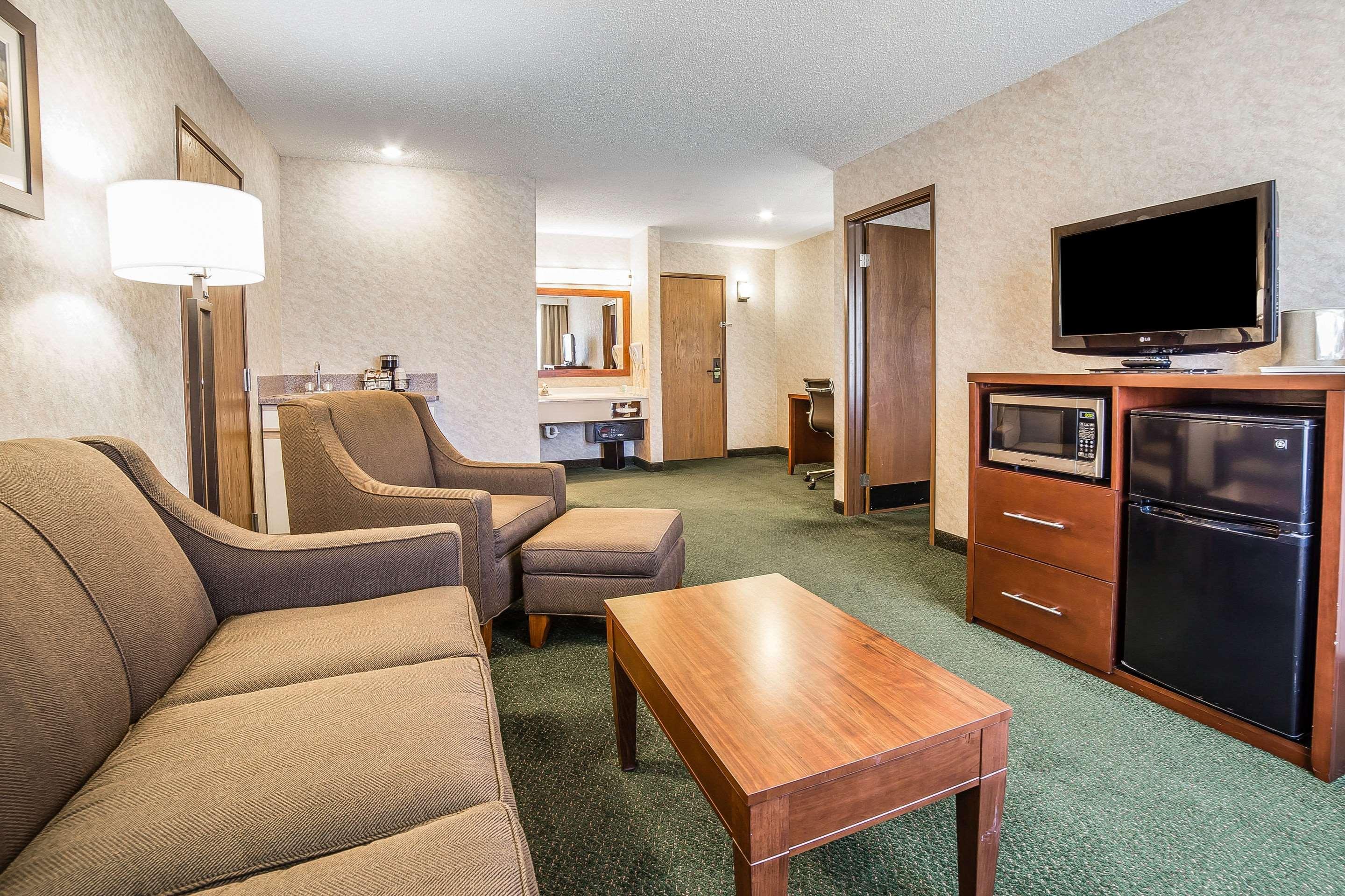 Yellowstone River Inn and Suites 36/47