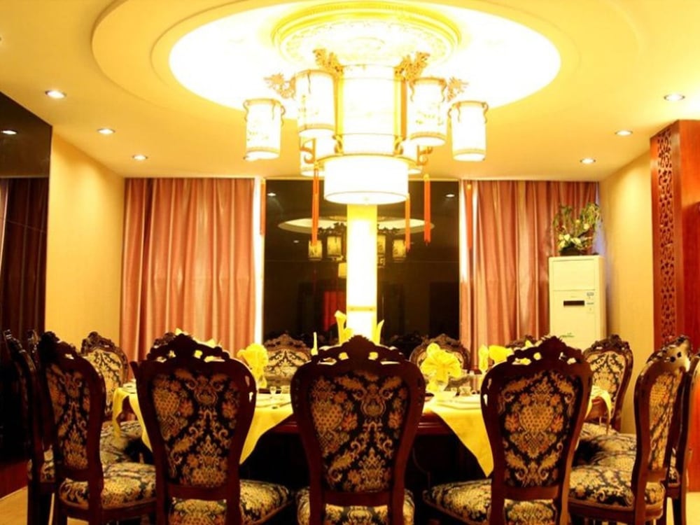 GreenTree Inn Huaian Chuzhou Dadao Hotel 24/31