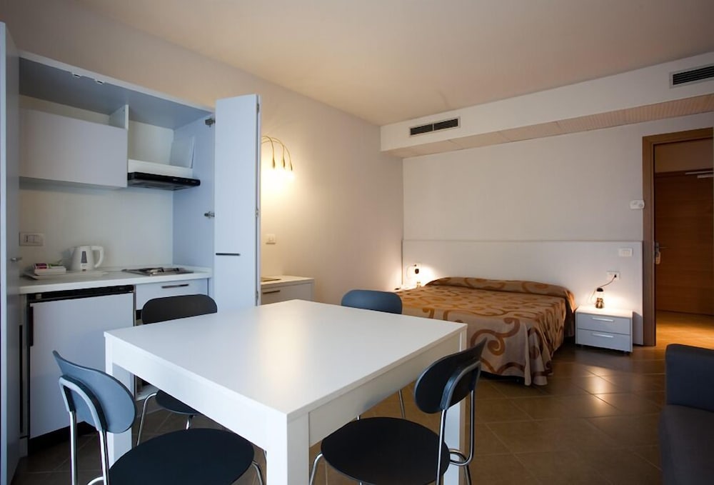 Hotel Eden 32/62