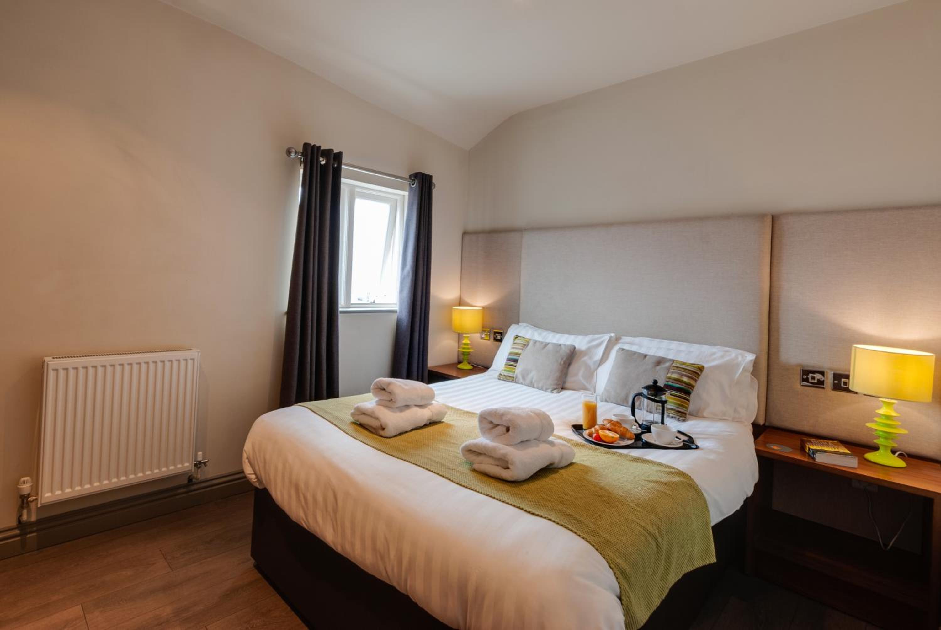Base Serviced Apartments - City Road 13/35