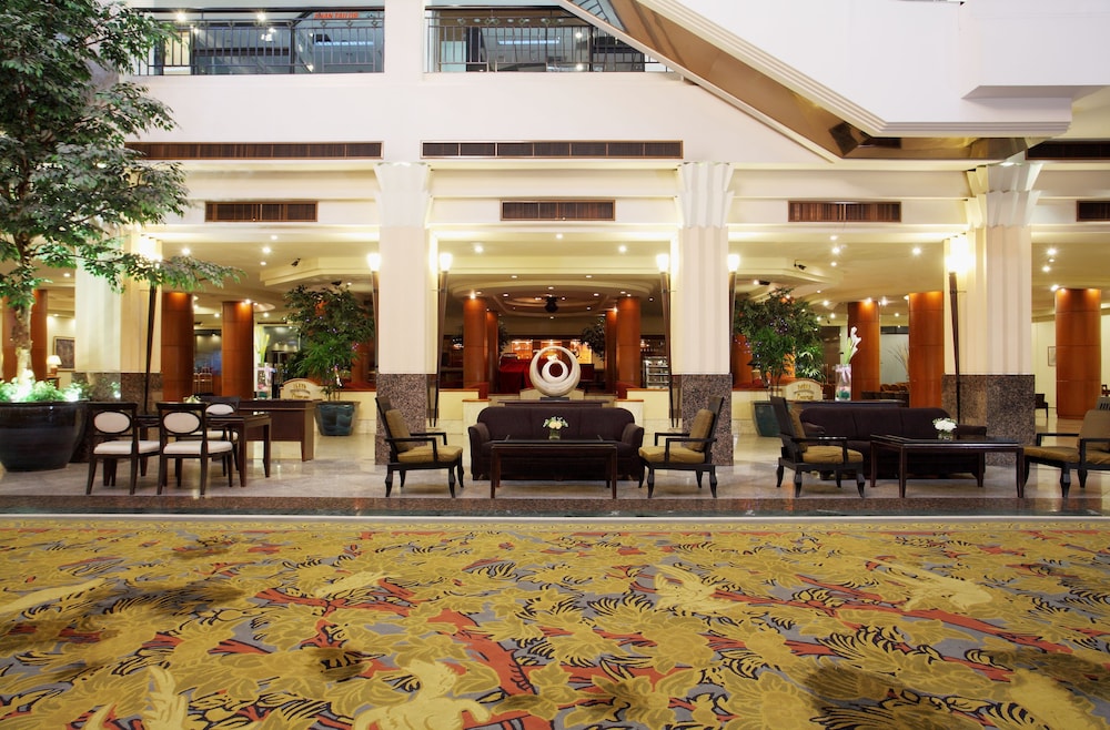 Twin Towers Hotel in BANGKOK