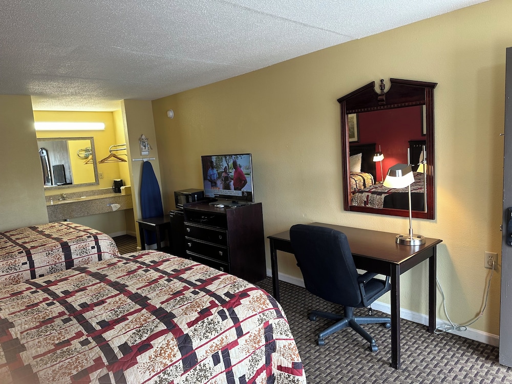 Royal Inn 43/53