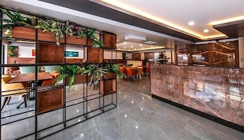 Asia Business Suites 14/50