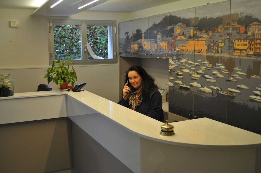 Hotel Villa Rosa 5/40