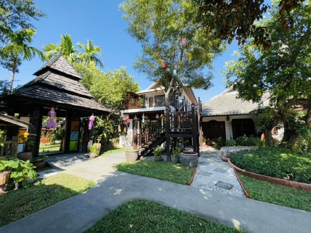 Rawisara Villa Resort 42/51