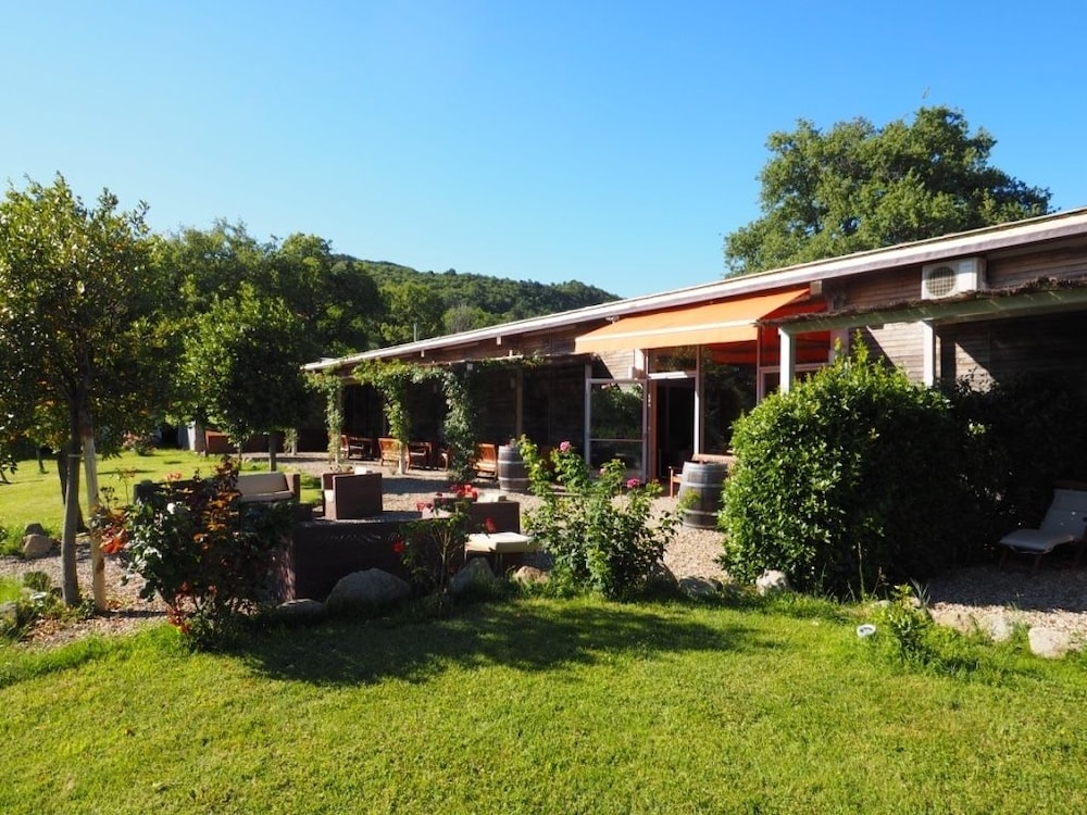 Valdonica Winery & Vineyard Residence 43/50