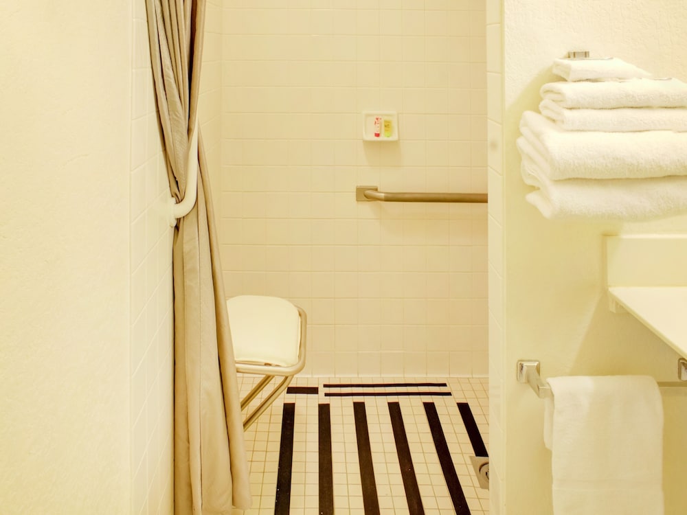 Travelodge by Wyndham Miles City 31/60