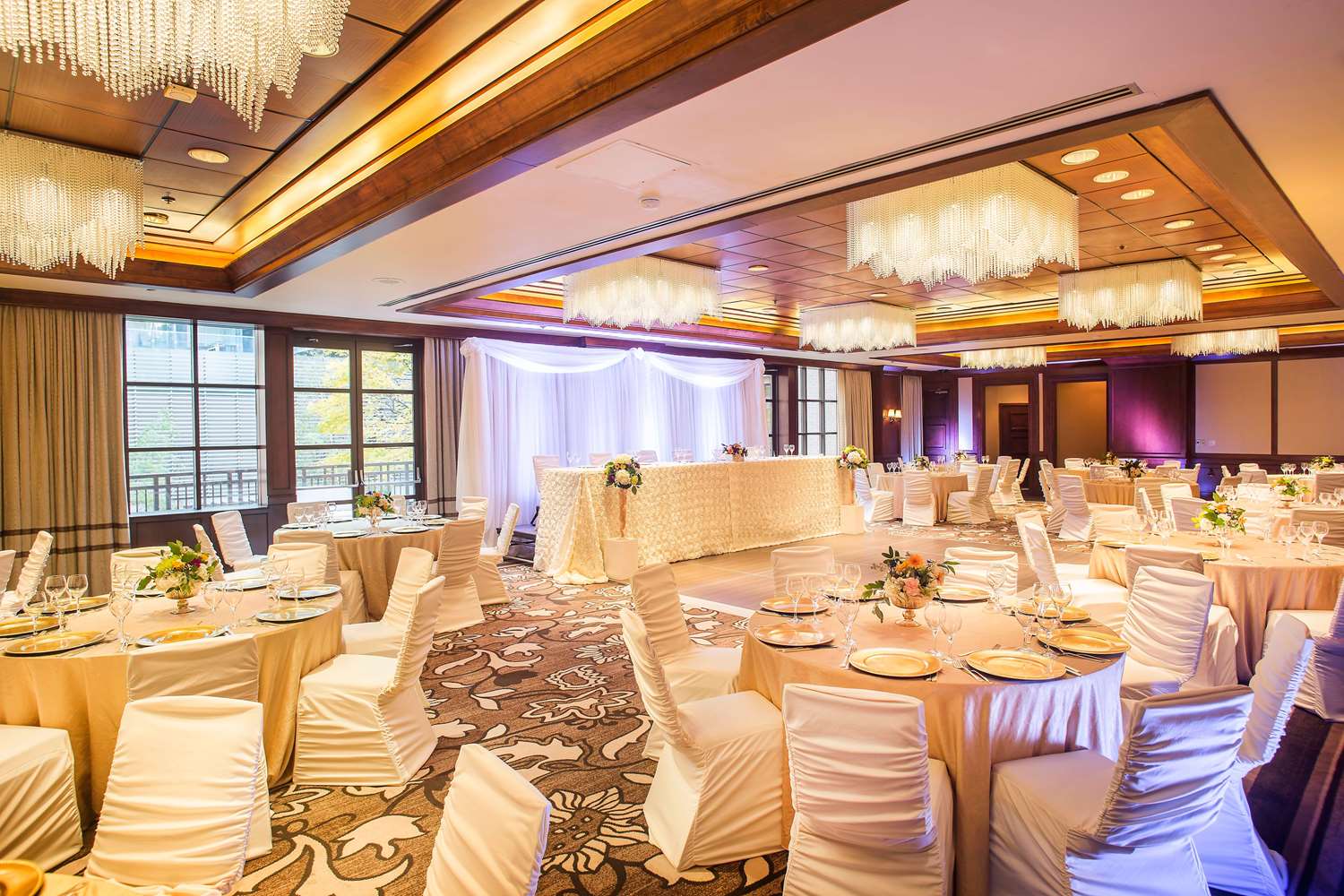 The Yorkville Royal Sonesta Hotel Toronto 28/55