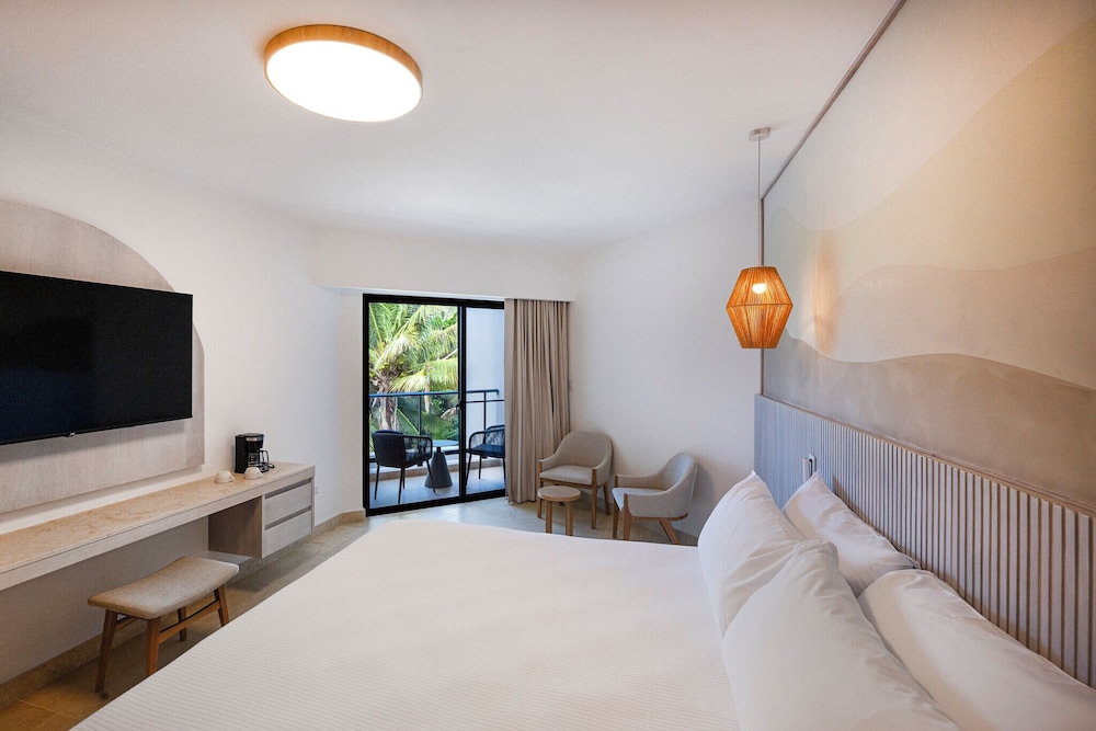 Viva Miches by Wyndham, A Trademark All Inclusive Resort 34/100