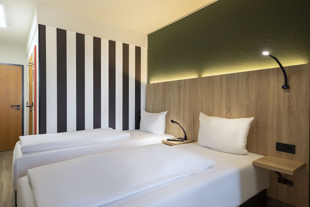 ACHAT Hotel Stuttgart Zuffenhausen 39/80