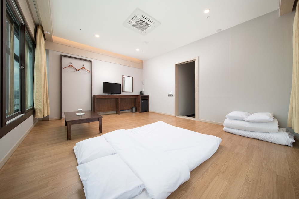 Jeju Palace Hotel 21/41