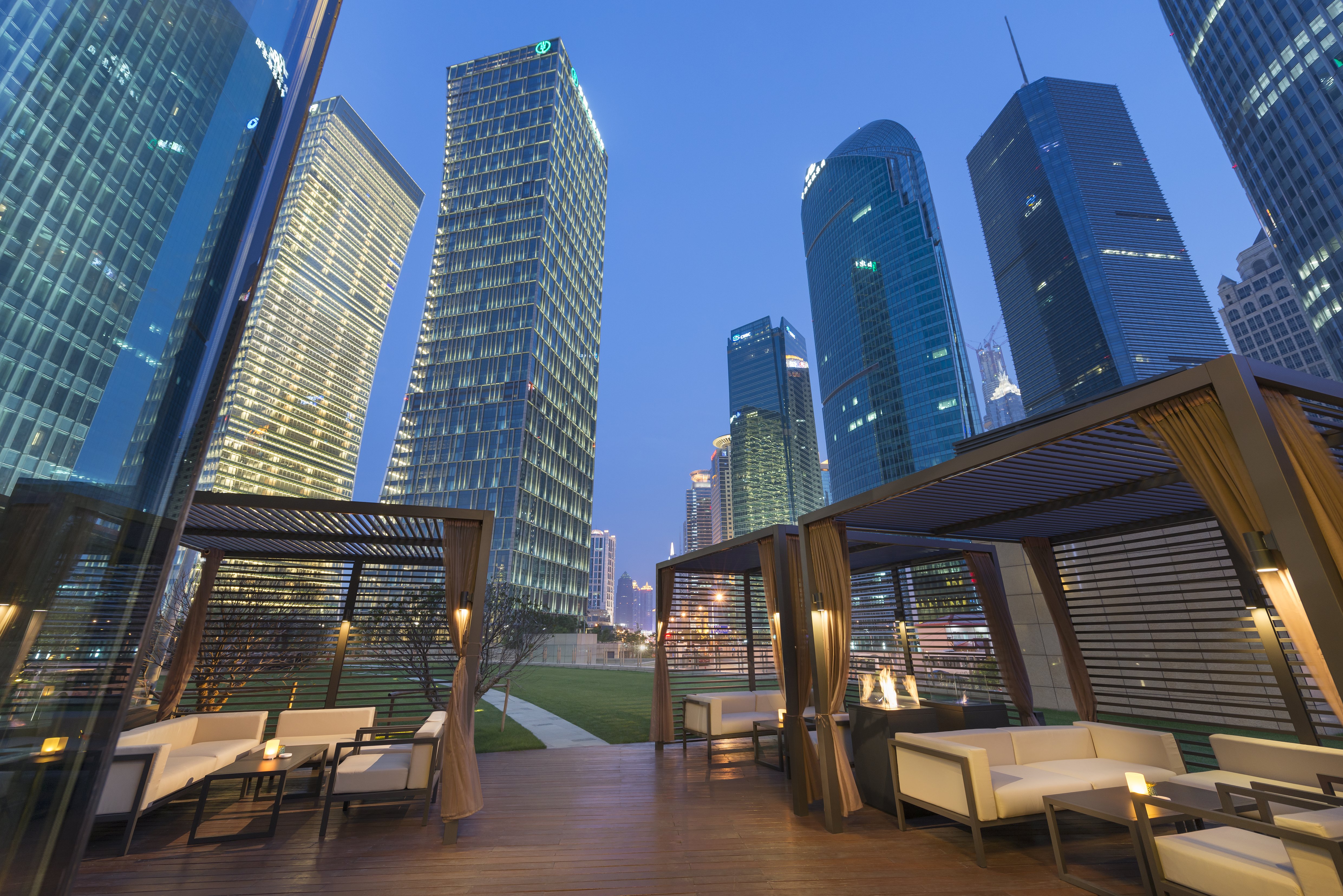 Mandarin Oriental Shanghai 72/78