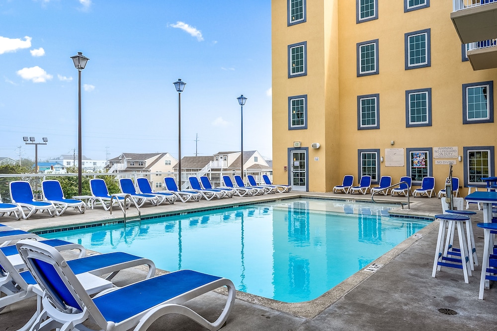 Crystal Beach Hotel 3/58