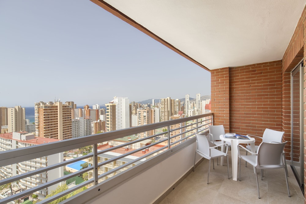 Levante Lux Apartamentos 30/30