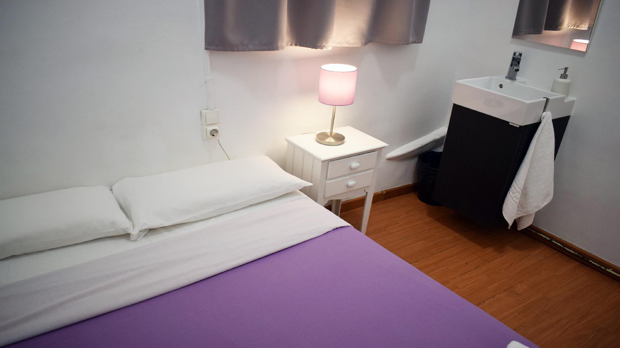 Hostal Mimi Las Ramblas 4/29
