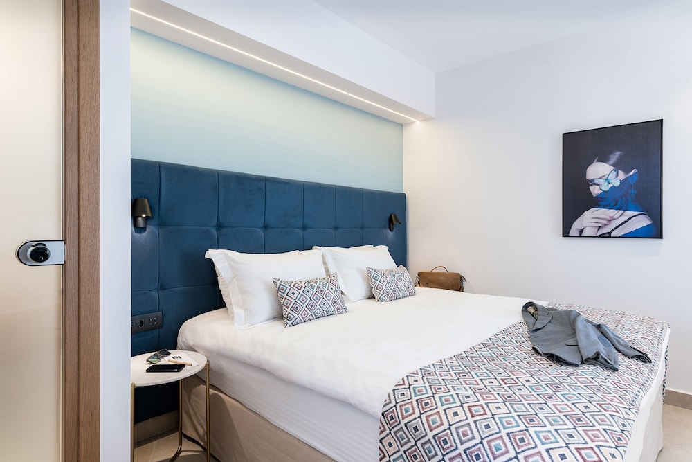 M City Hotel 30/63