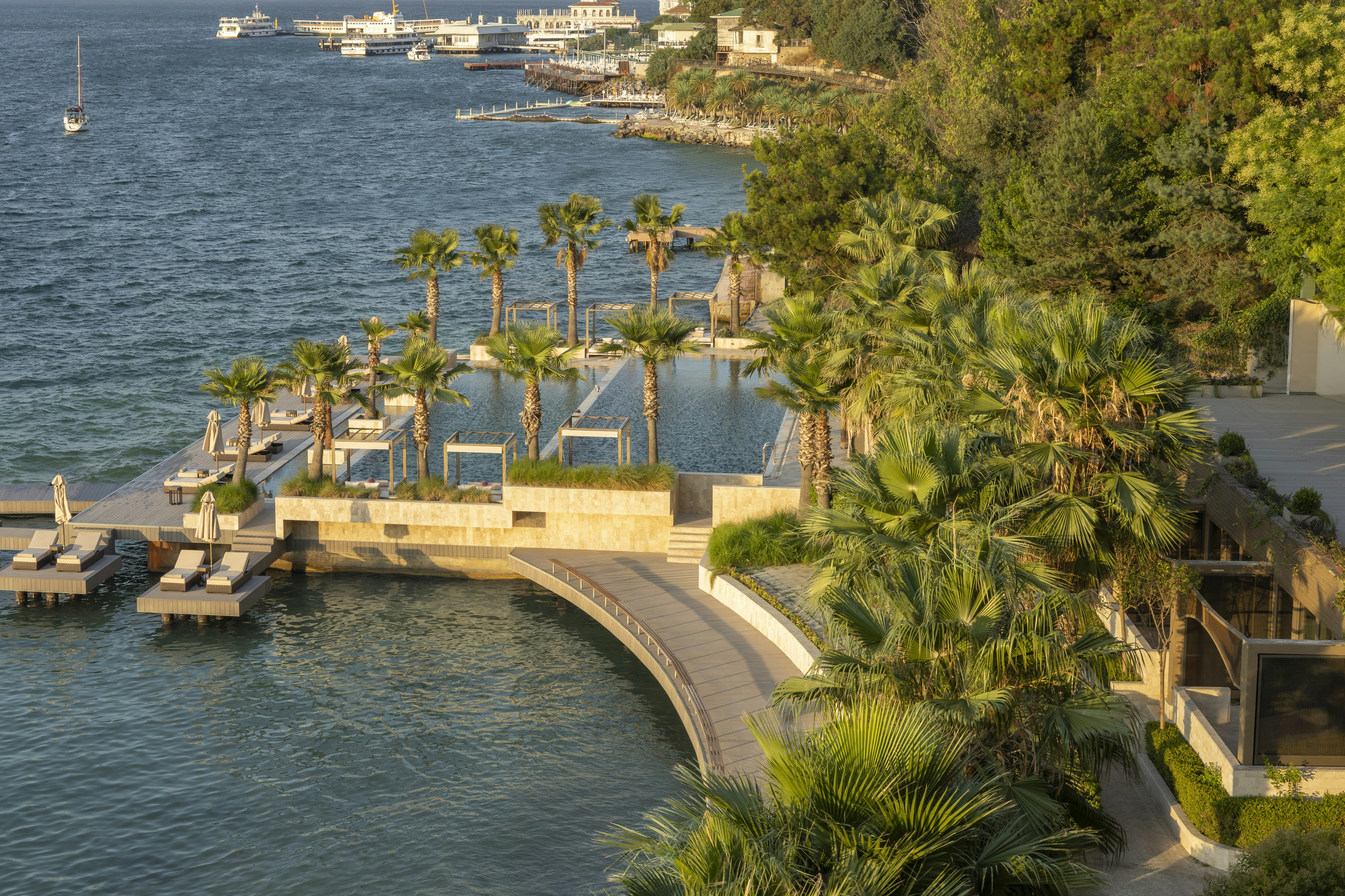 Princes Palace Resort 41/47
