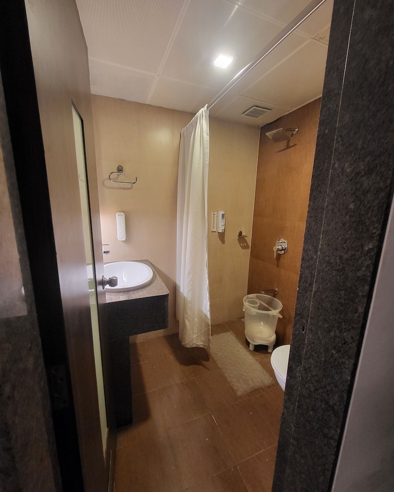 غرفة تنفيذية بسرير كوين بغرفة نوم واحدة، HOTEL MAHARANA INN 8/8