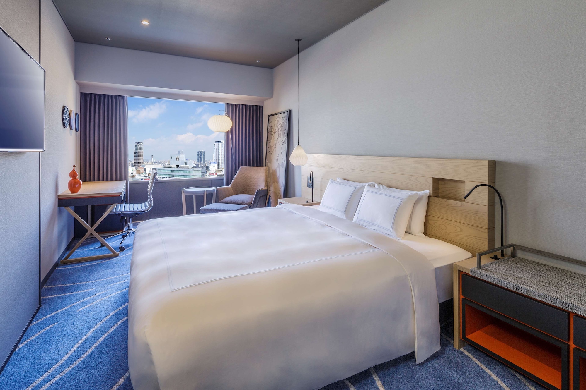SWISS SELECT, KING BED