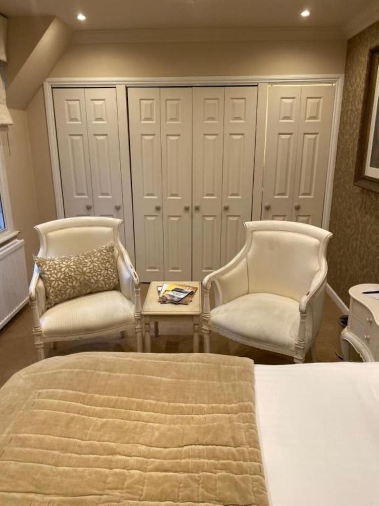 غرفة تنفيذية بسريرين منفصلين، Langtry Manor Hotel 6/10