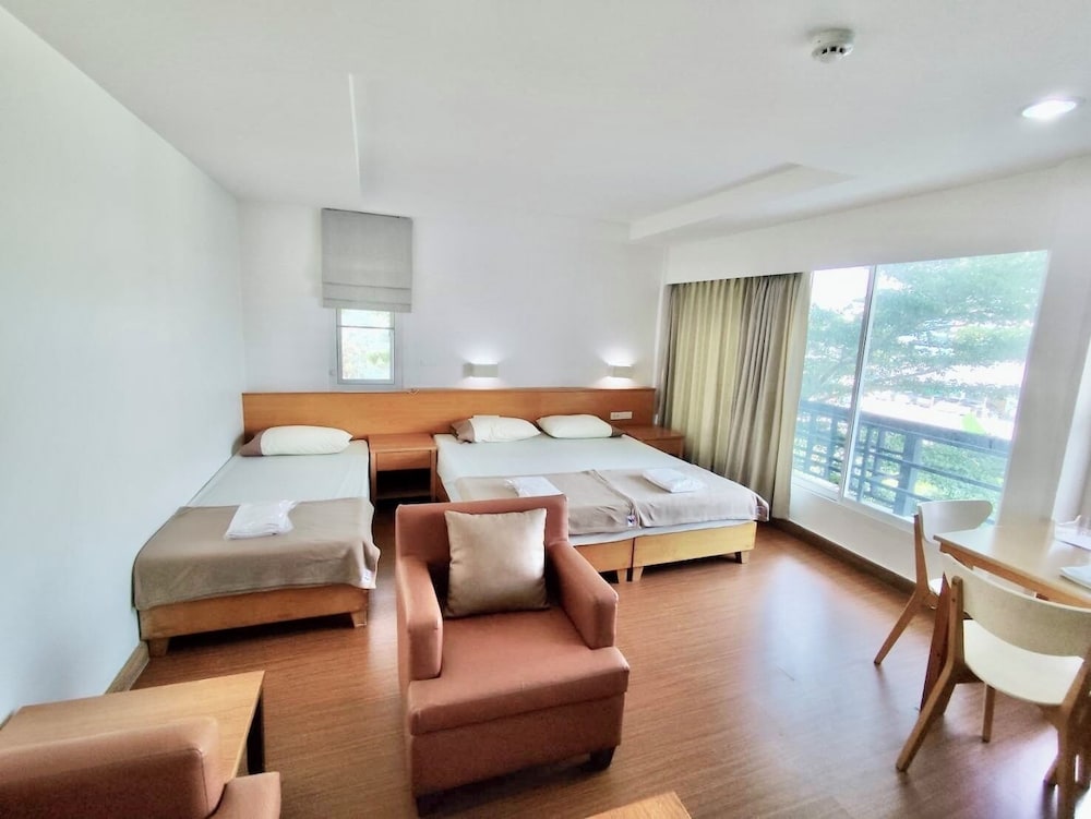 Sasi Place 25/65