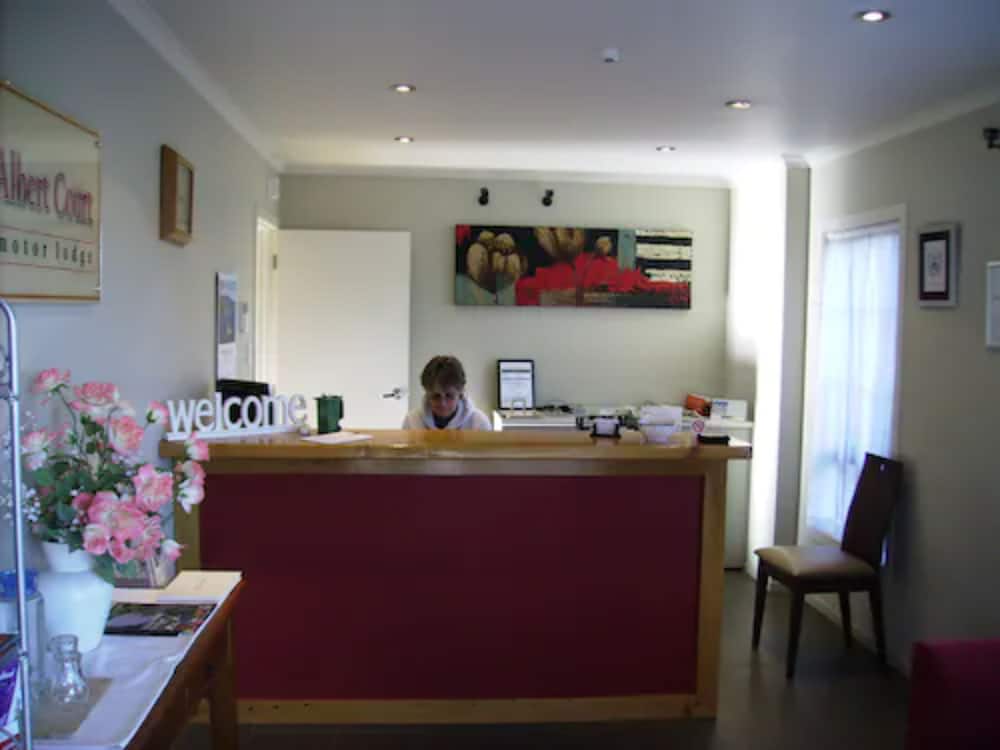 Albert Court Motor Lodge 12/57