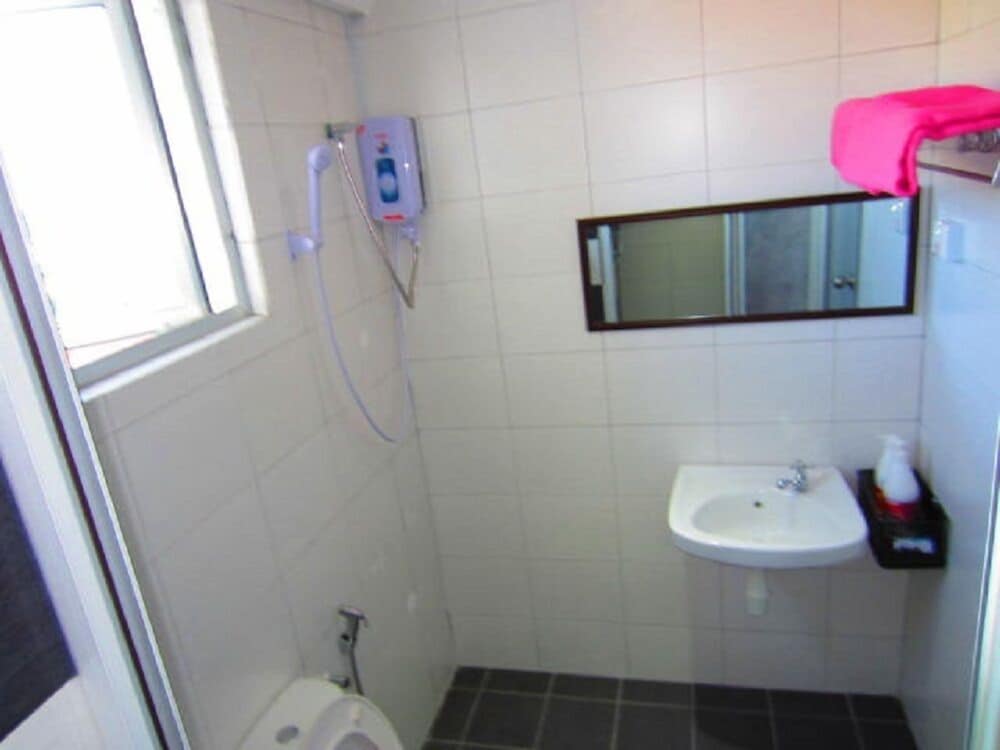 The Ceo Executive Office Suites 44/47