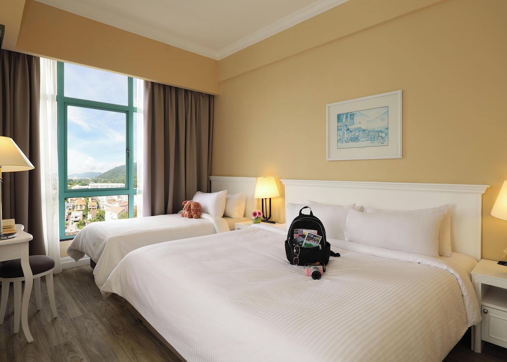 Berjaya Penang Hotel 13/53