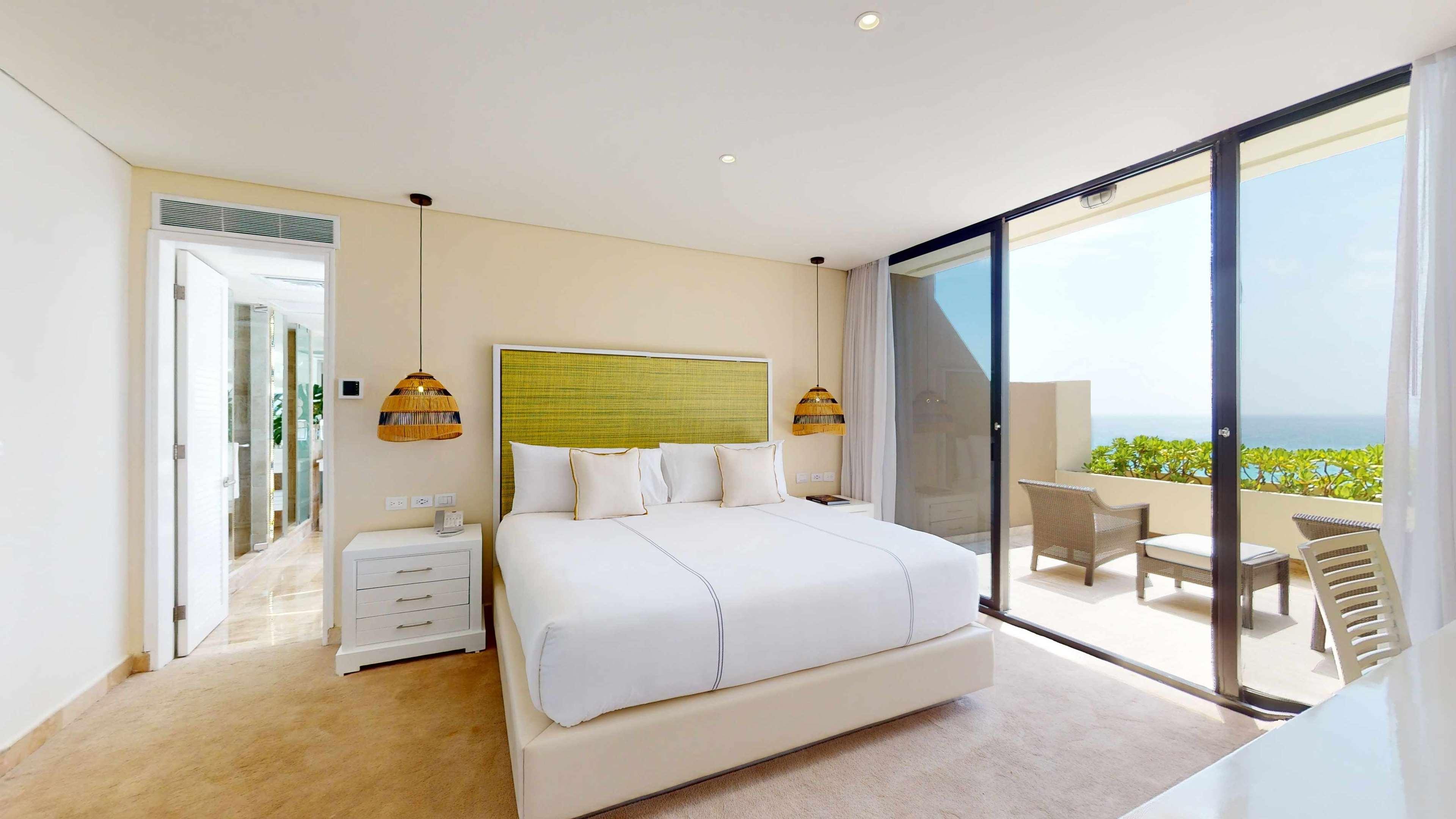 Governor, Suite