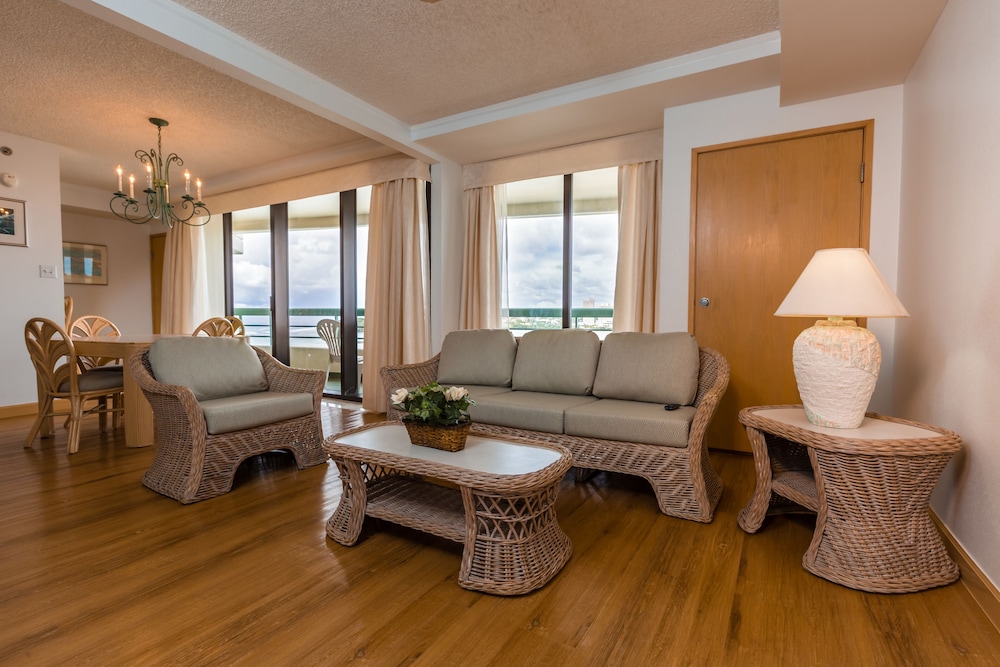 Alupang Beach Tower 58/73