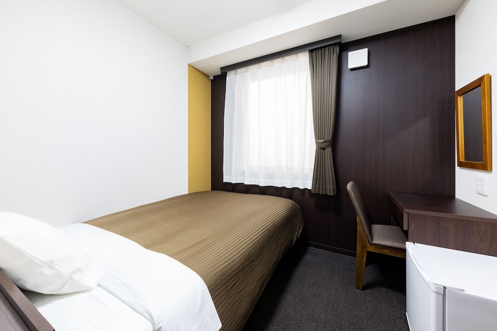 Hotel Trend Mikawaanjo 12/48