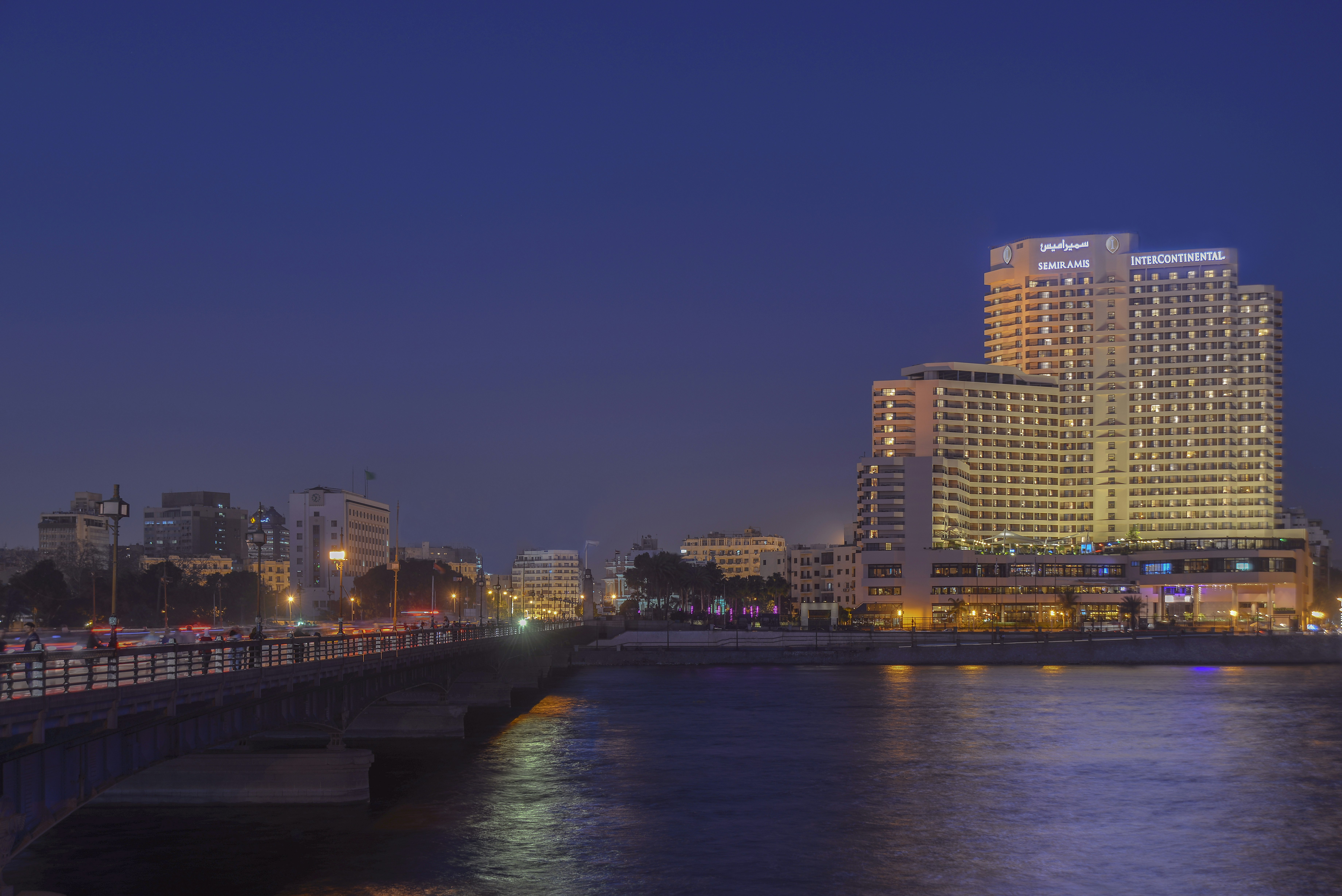 Semiramis Intercontinental Cairo 70/76