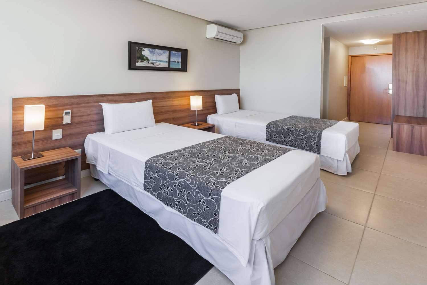Days Inn by Wyndham Linhares 2/13