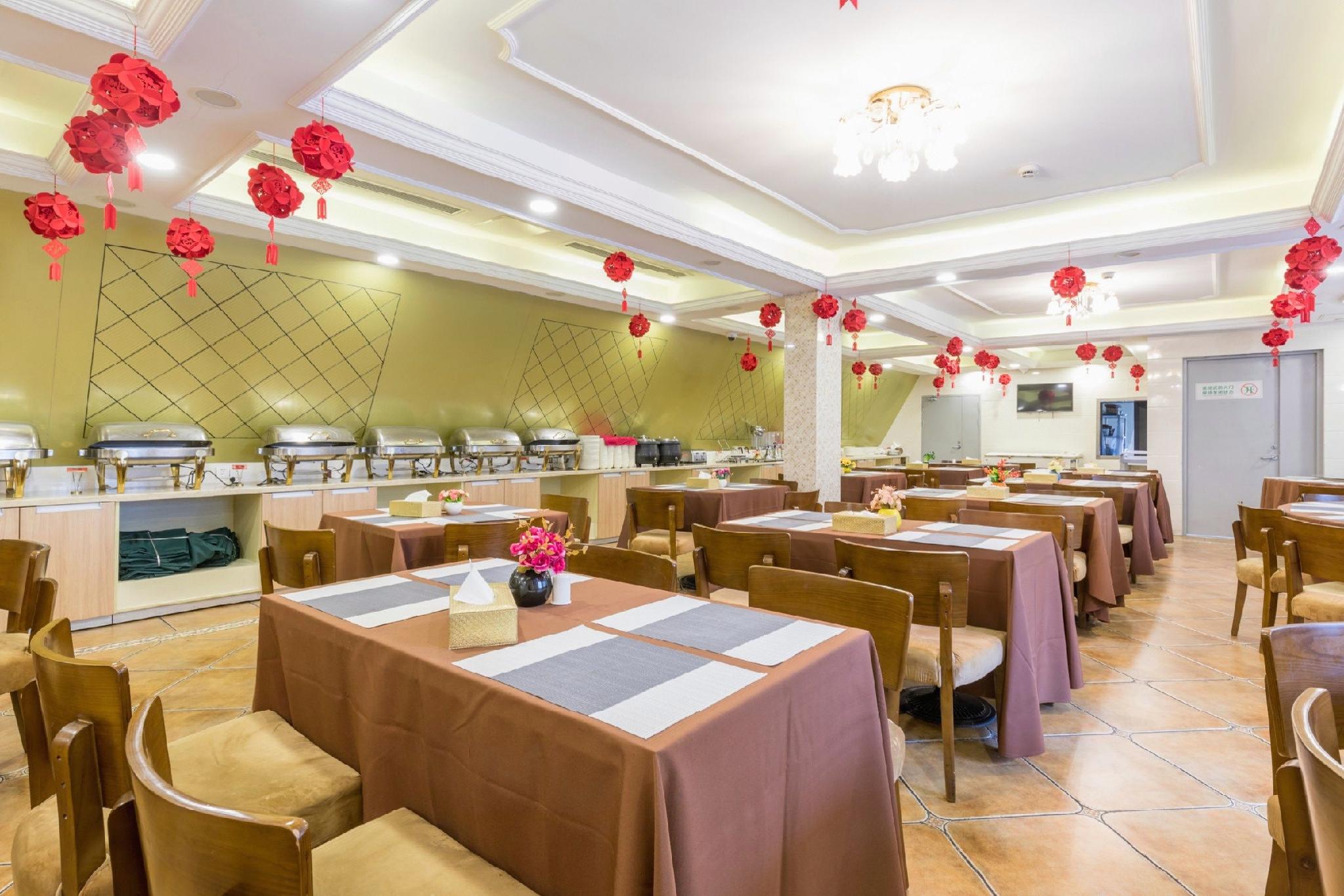 Vienna International Hotel (Shanghai Waigaoqiao Free Trade Zone Yanggao North Road) 23/28