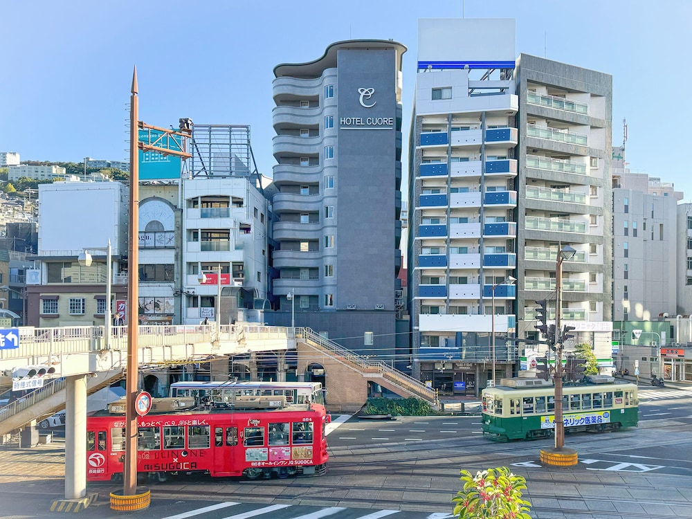 Cuore Nagasaki Ekimae 54/57