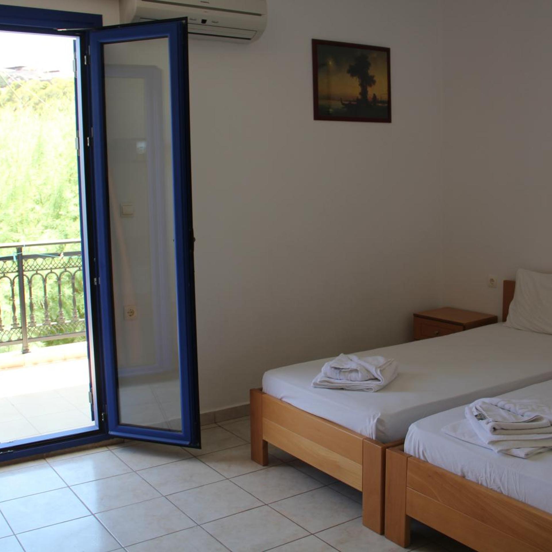 Stavris Hotel 17/50