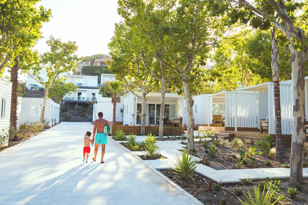 Costa del Sol Glamping Village 43/50