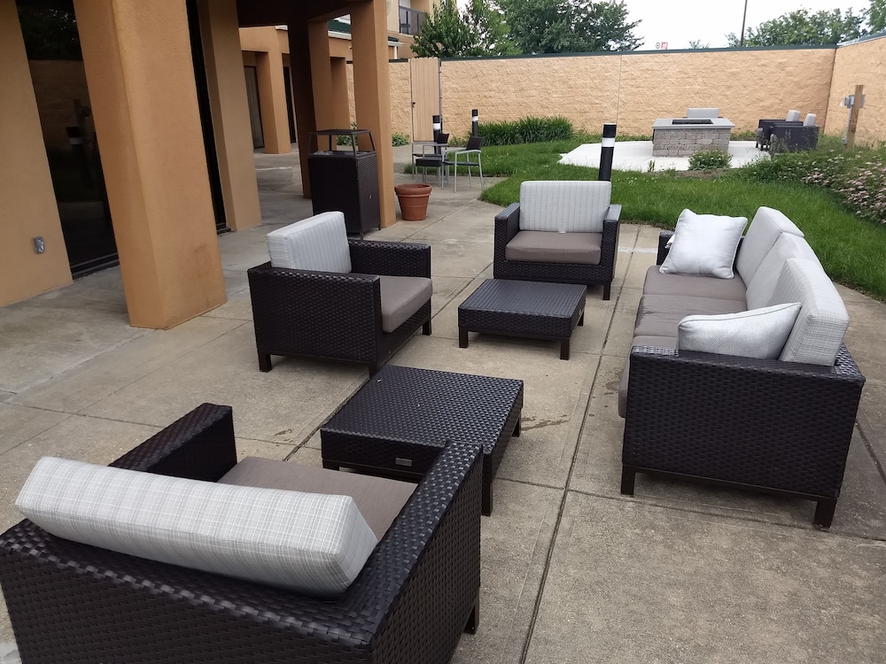Courtyard by Marriott Indianapolis South 30/38