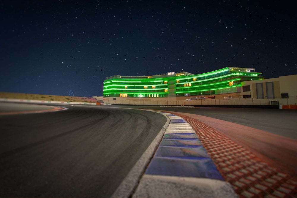 Park Inn By Radisson Dubai Motor City 73/76