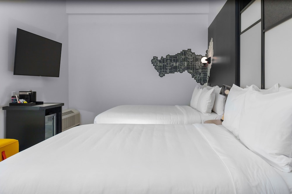 Aloft Orlando Lake Buena Vista 17/49