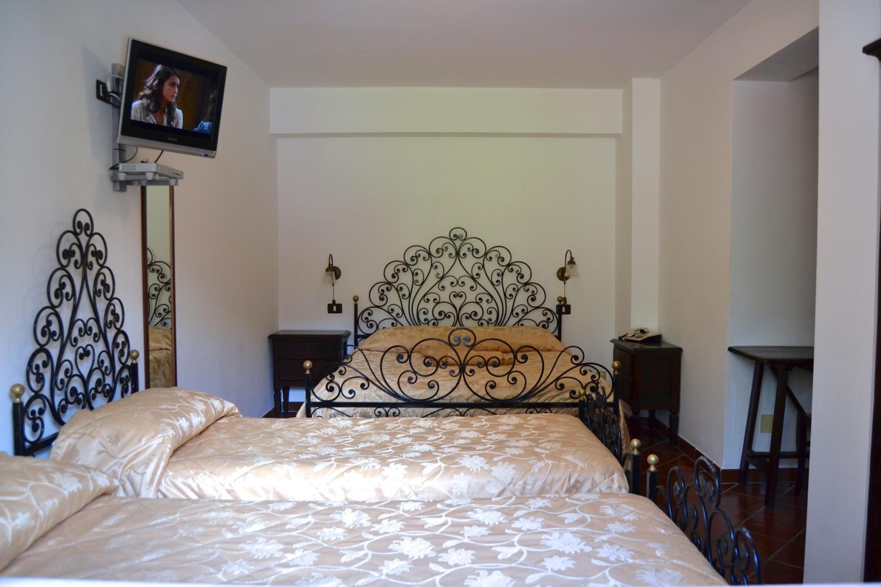 Room, Quadruple, Garden View
