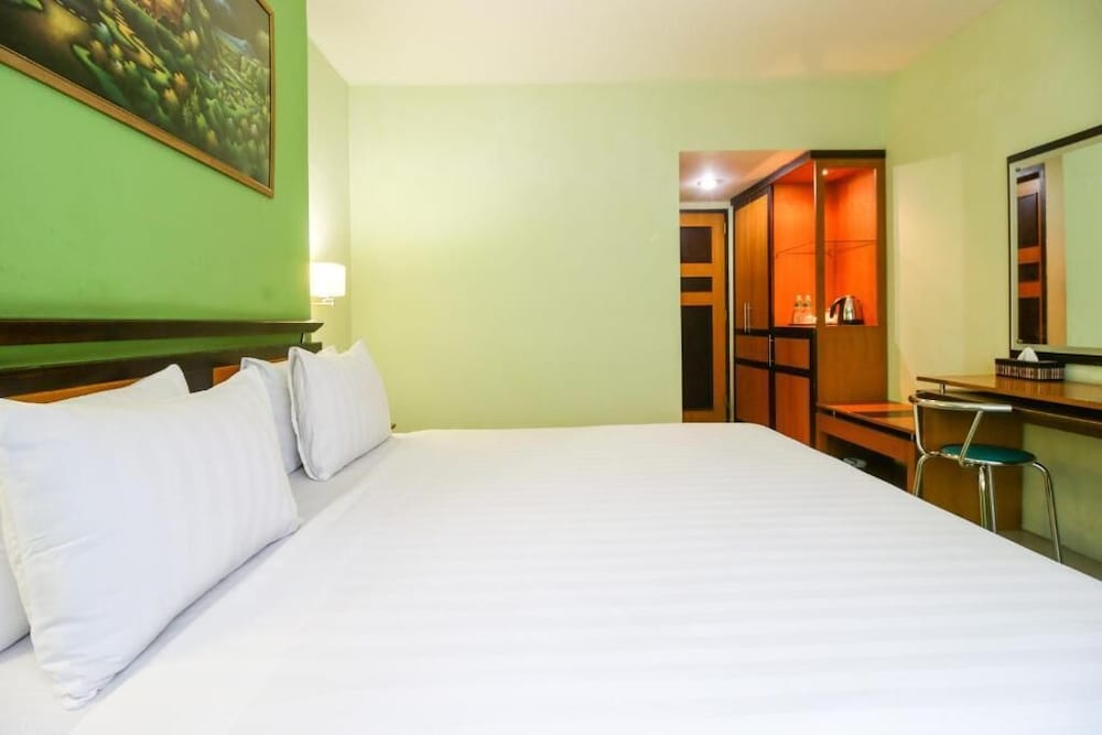 Mariani International Hotel 6/48