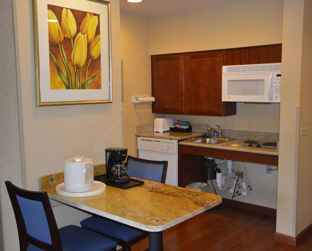 Homewood Suites by Hilton Brighton 37/47